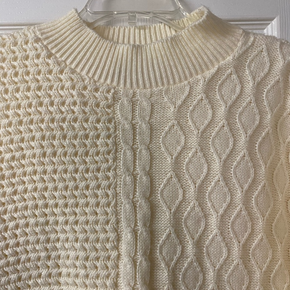 Vintage Baxter & Wells Size Large Ivory Cream Cable Knit Crew Neck Sweater - Picture 3 of 14